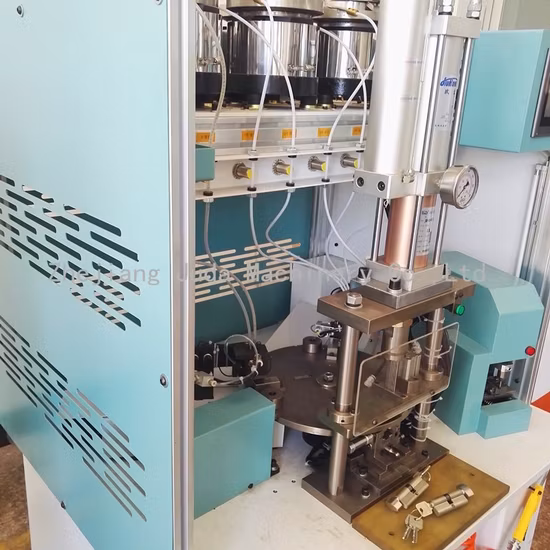 좋은 품질 자동 잠금 실린더 조립 기계 잠금 기계 만들기